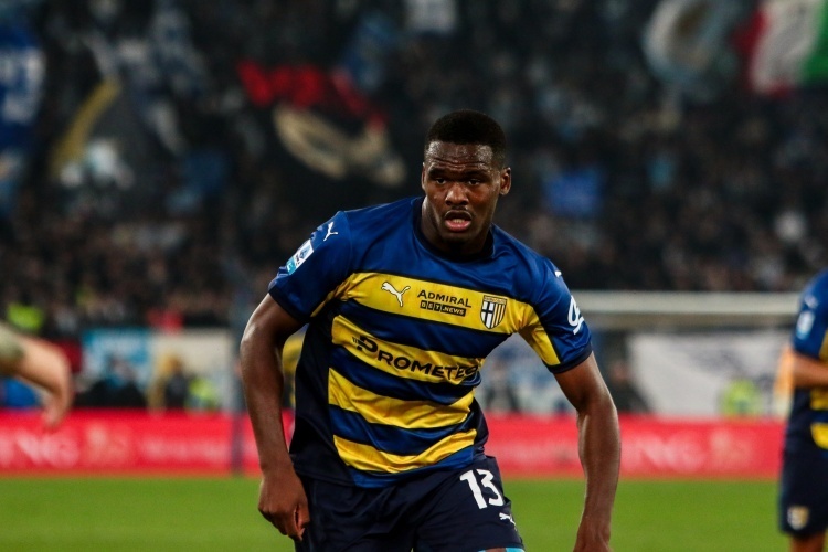 将对手远远 将对手远远