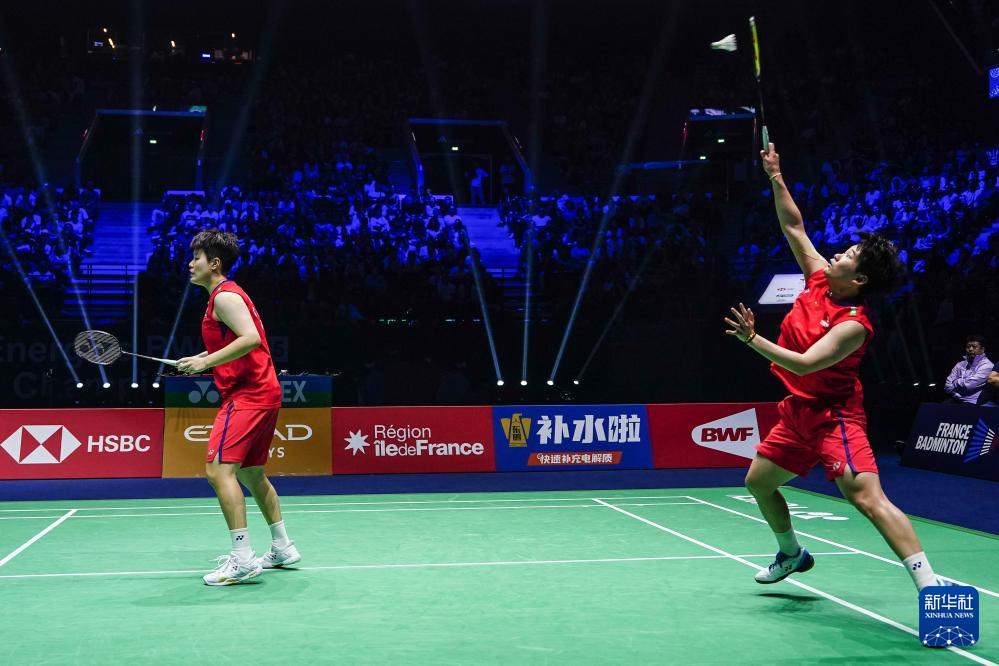 也为球队接 也为球队接